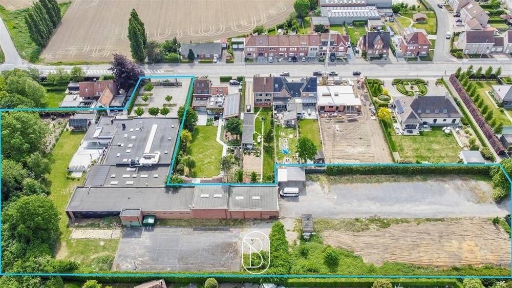 Grond te  koop in Kortrijk 8500 2390000.00€ 4 slaapkamers 1680.00m² - Zoekertje 293425