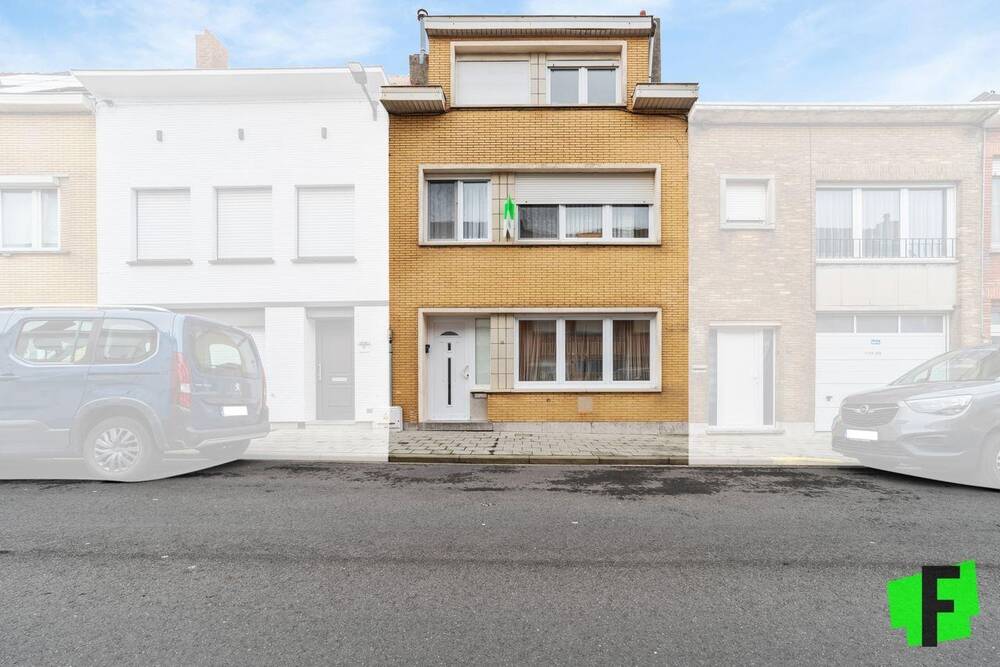 Huis te  koop in Blankenberge 8370 325000.00€ 5 slaapkamers 181.00m² - Zoekertje 294704