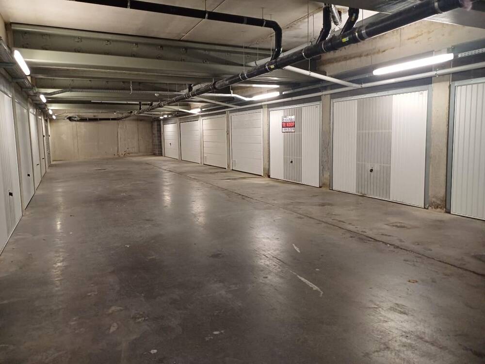 Parking & garage te  koop in Oostende 8400 39500.00€  slaapkamers m² - Zoekertje 294198