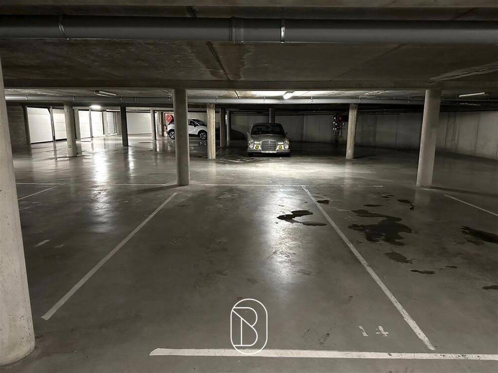 Parking & garage te  koop in Waregem 8790 20000.00€  slaapkamers m² - Zoekertje 294211