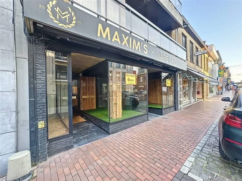 Handelszaak te  koop in Roeselare 8800 298000.00€  slaapkamers 120.00m² - Zoekertje 294045