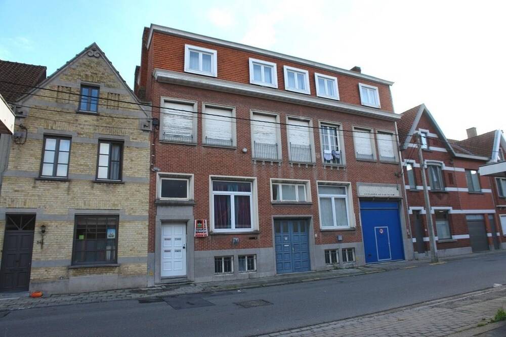 Appartement te  huur in Roeselare 8800 560.00€ 1 slaapkamers 88.00m² - Zoekertje 293578