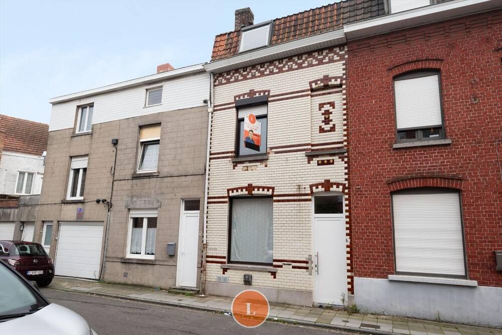 Huis te  koop in Menen 8930 99000.00€ 4 slaapkamers 160.00m² - Zoekertje 297166