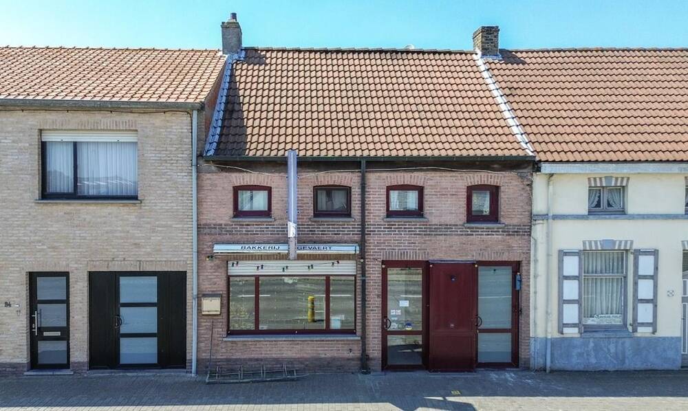 Huis te  koop in De Haan 8420 298000.00€  slaapkamers m² - Zoekertje 296766