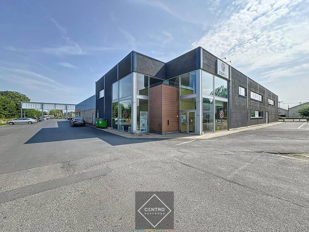 Handelszaak te  koop in Roeselare 8800 0.00€  slaapkamers 1180.00m² - Zoekertje 297463