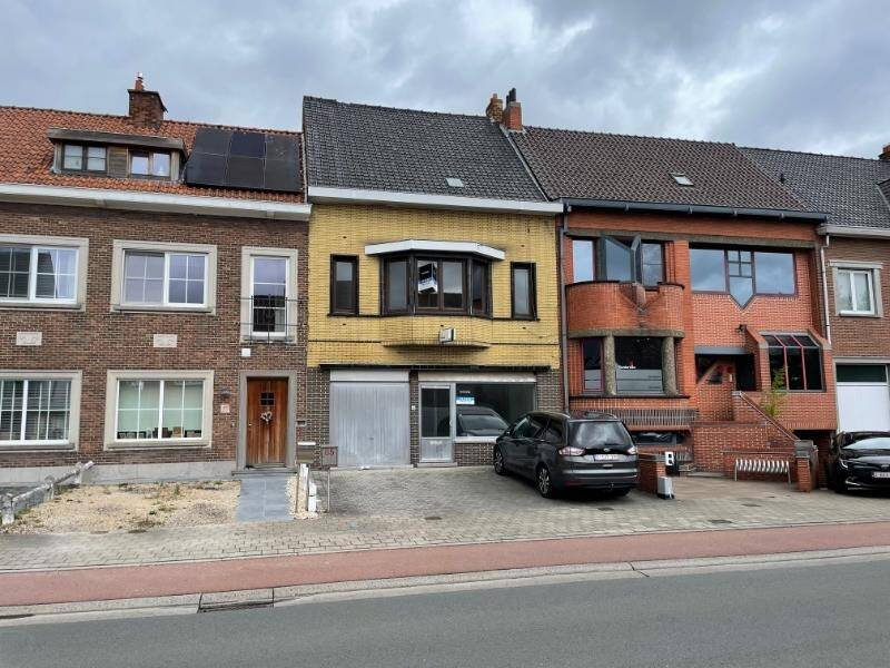 Huis te  koop in Waregem 8790 239000.00€ 3 slaapkamers 169.00m² - Zoekertje 297638