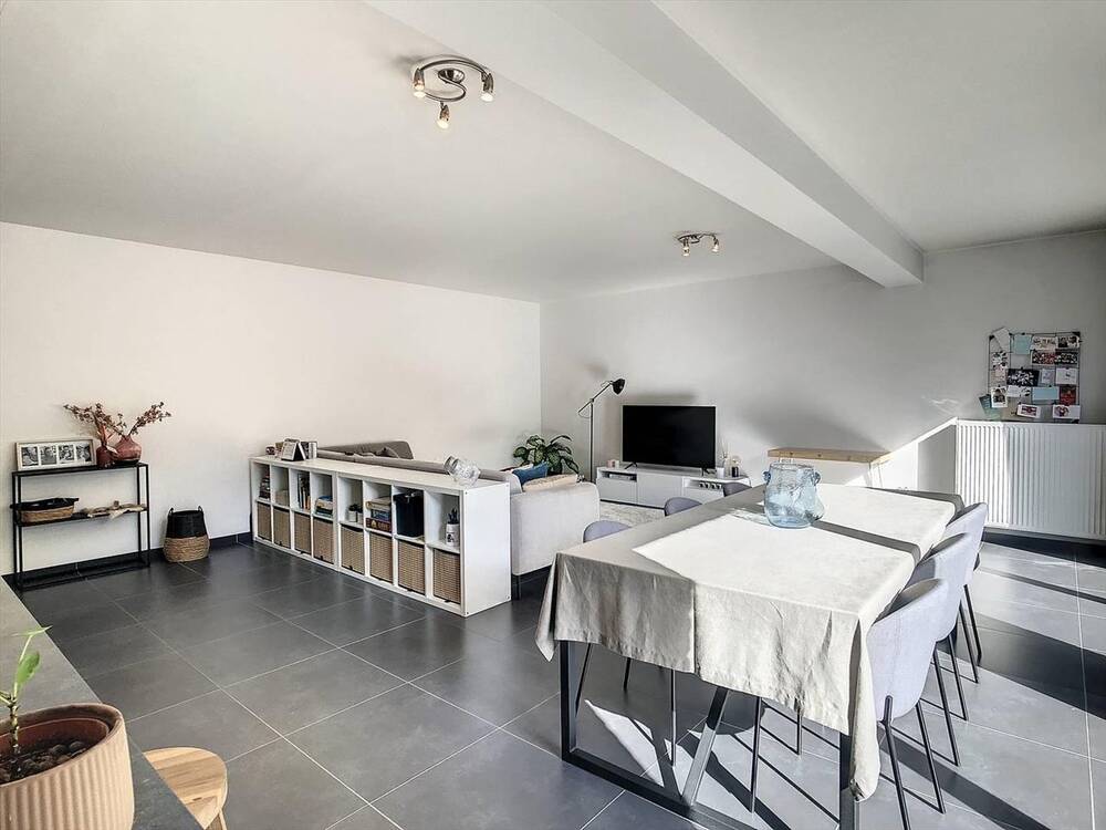 Appartement te  huur in Wevelgem 8560 850.00€ 2 slaapkamers 0.00m² - Zoekertje 297725