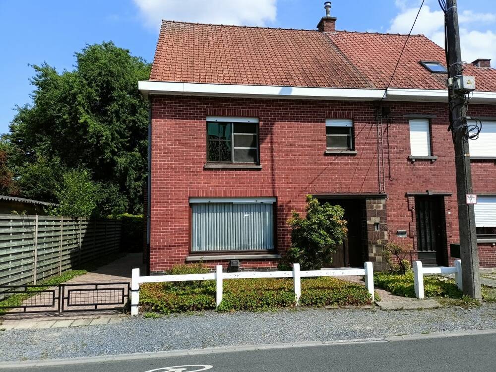 Huis te  koop in Rumbeke 8800 205000.00€ 4 slaapkamers 138.00m² - Zoekertje 298523