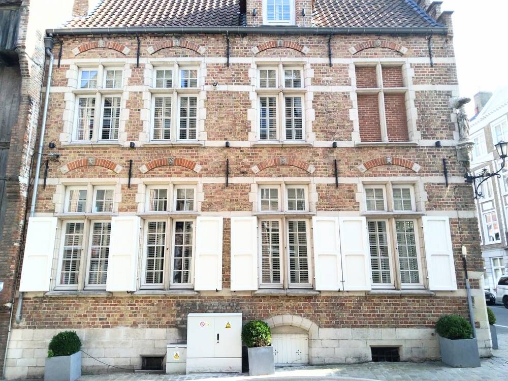 Herenhuis te  koop in Brugge 8000 795000.00€ 4 slaapkamers 160.00m² - Zoekertje 299270