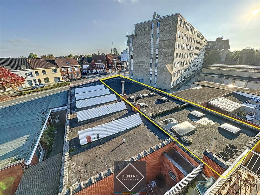 Handelszaak te  koop in Roeselare 8800 175000.00€  slaapkamers 233.00m² - Zoekertje 298111