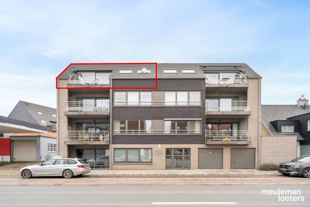 Appartement te  koop in Oostkamp 8020 300000.00€ 2 slaapkamers 93.00m² - Zoekertje 299423