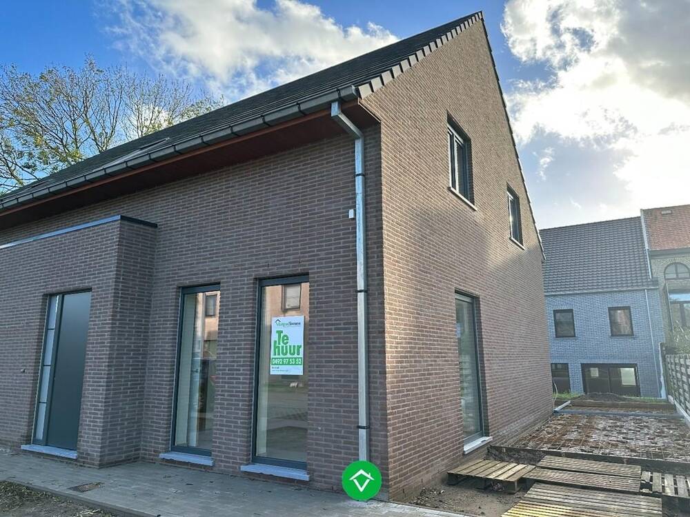 Huis te  huur in Kortemark 8610 925.00€ 3 slaapkamers 170.00m² - Zoekertje 299911