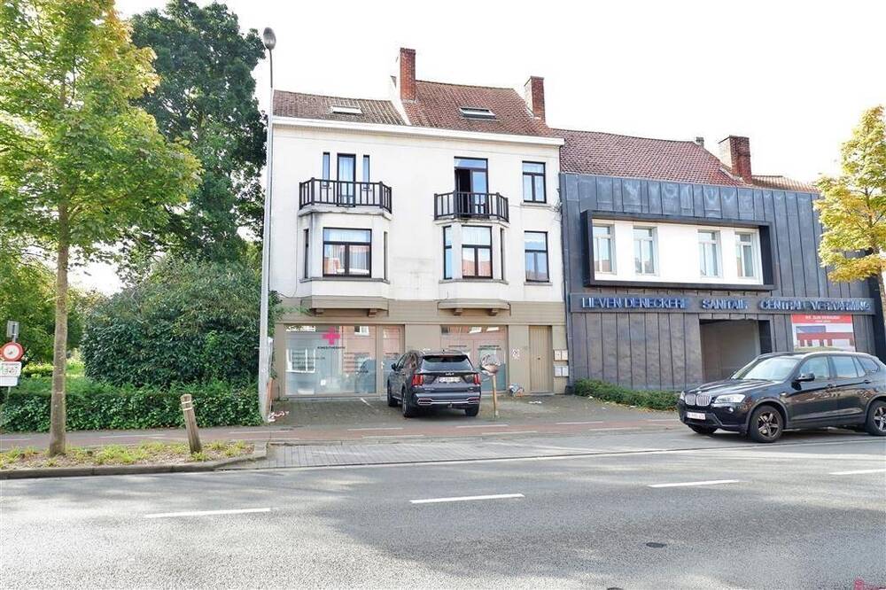 Handelszaak te  huur in Kortrijk 8500 800.00€  slaapkamers 92.00m² - Zoekertje 299811