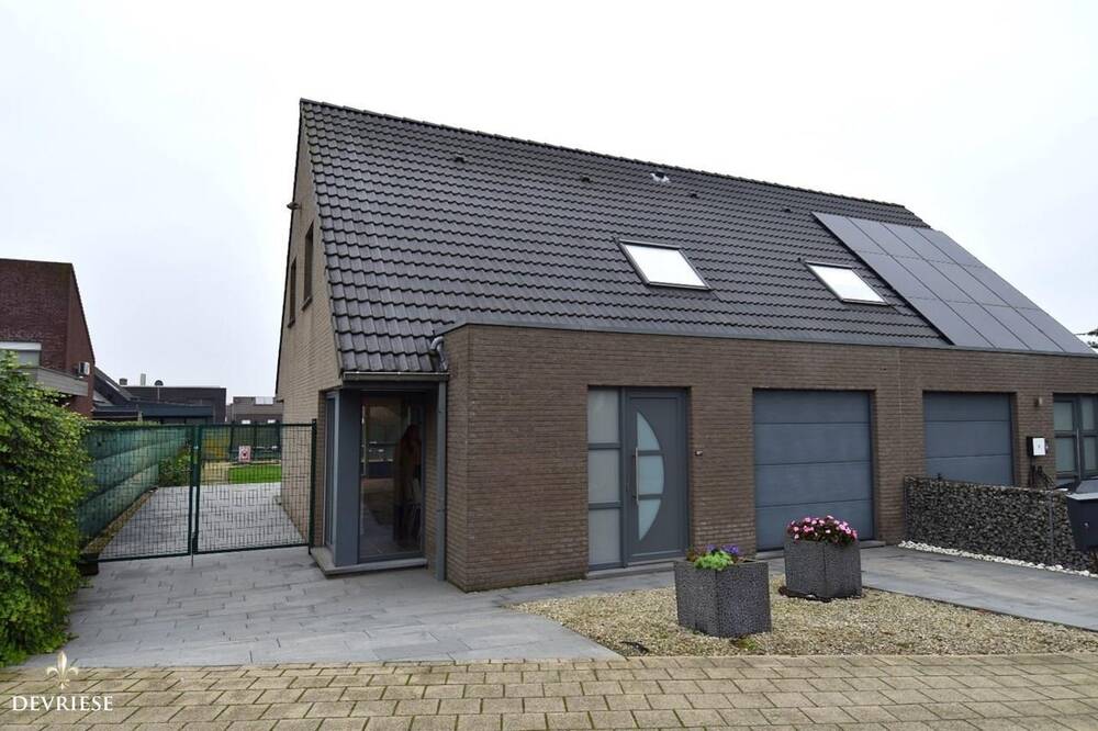 Huis te  koop in Sint-Eloois-Winkel 8880 379000.00€ 3 slaapkamers 147.00m² - Zoekertje 298864