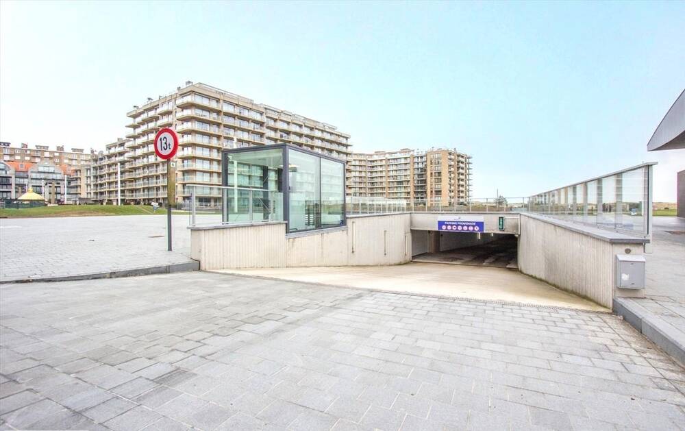 Parking & garage te  koop in Nieuwpoort 8620 60000.00€  slaapkamers m² - Zoekertje 300301