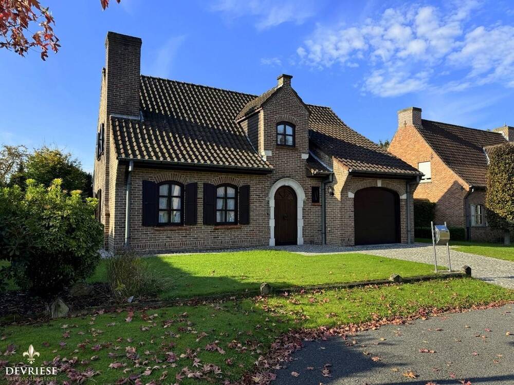 Huis te  koop in Gullegem 8560 399500.00€ 4 slaapkamers 198.00m² - Zoekertje 300924