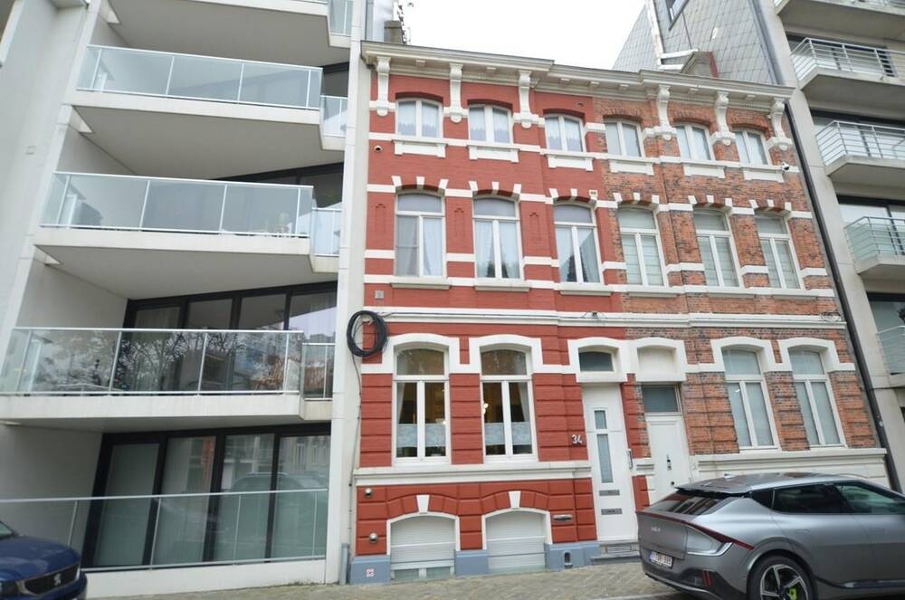 Huis te  koop in Oostende 8400 389000.00€ 6 slaapkamers 236.00m² - Zoekertje 300918