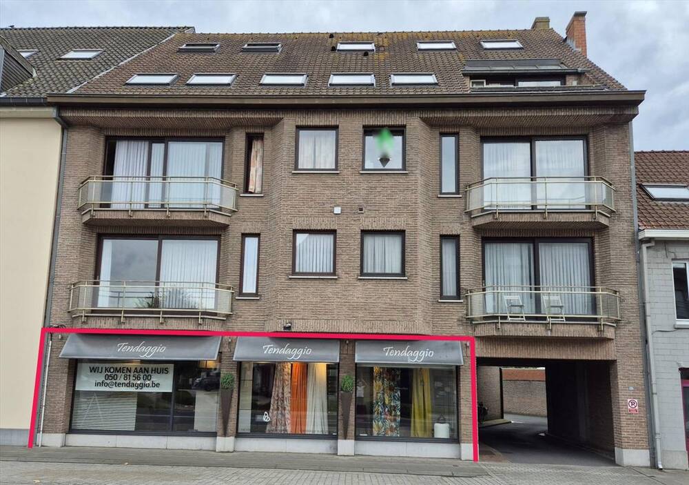 Handelszaak te  koop in Oostkamp 8020 265000.00€  slaapkamers 0.00m² - Zoekertje 299994