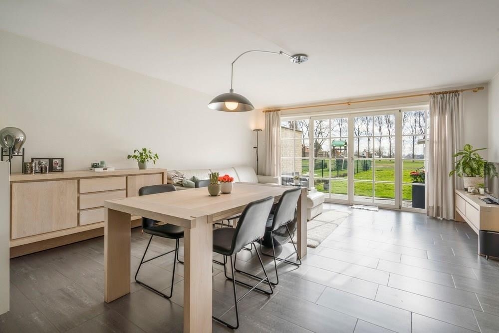 Huis te  huur in Nieuwpoort 8620 850.00€ 3 slaapkamers 101.00m² - Zoekertje 301333