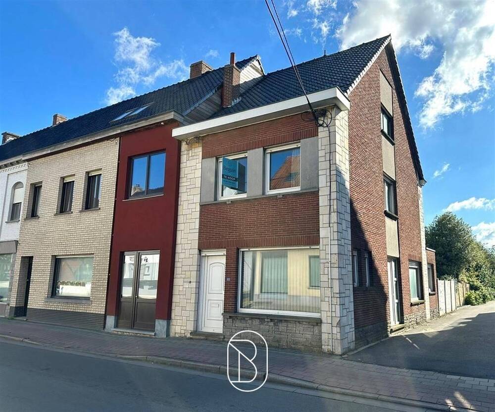 Huis te  koop in Waregem 8790 185000.00€ 2 slaapkamers 150.00m² - Zoekertje 301218