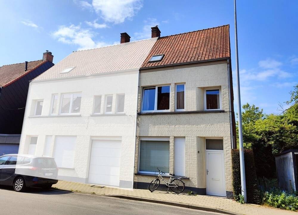 Huis te  koop in Ardooie 8850 220000.00€ 4 slaapkamers 133.00m² - Zoekertje 301870