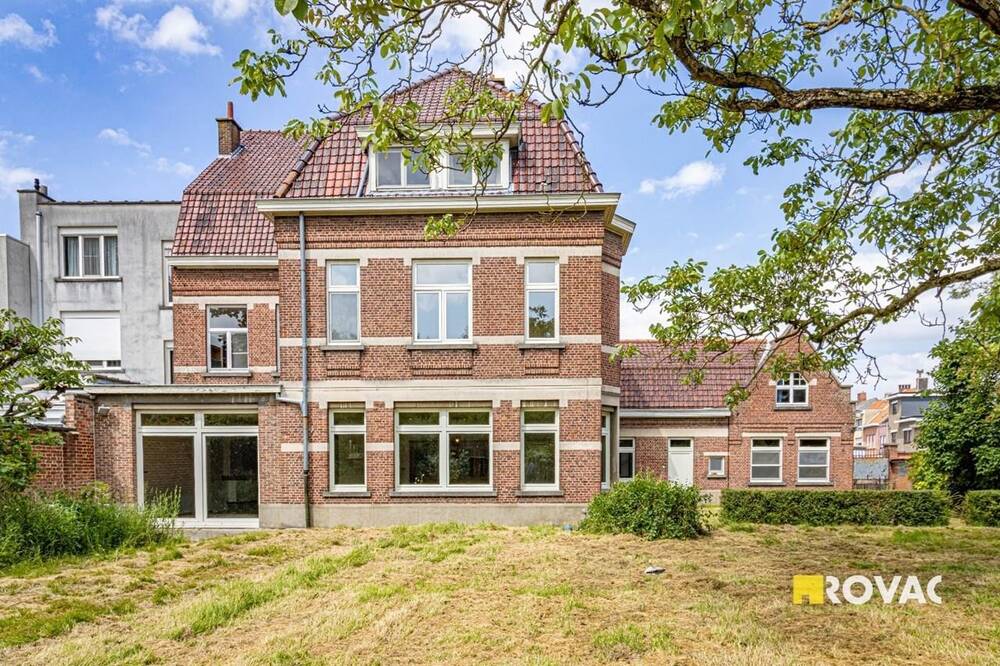 Huis te  koop in Izegem 8870 595000.00€ 7 slaapkamers 627.00m² - Zoekertje 301327