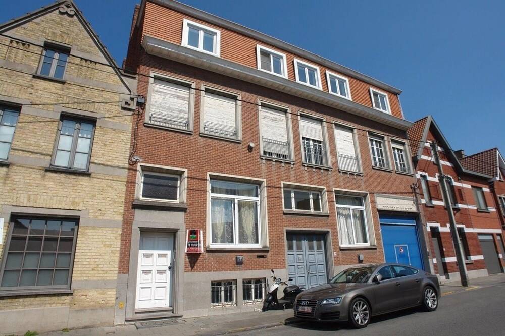 Appartement te  huur in Roeselare 8800 500.00€ 1 slaapkamers 72.00m² - Zoekertje 301694