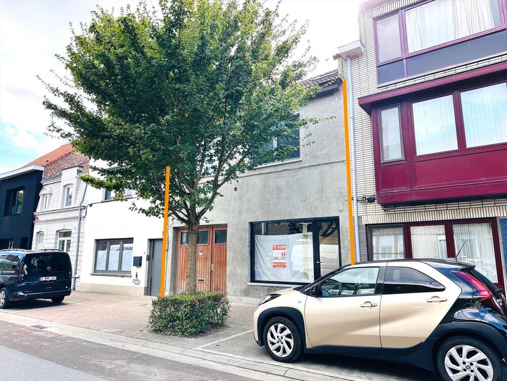 Handelszaak te  koop in Oostende 8400 270000.00€ 3 slaapkamers 212.00m² - Zoekertje 302839