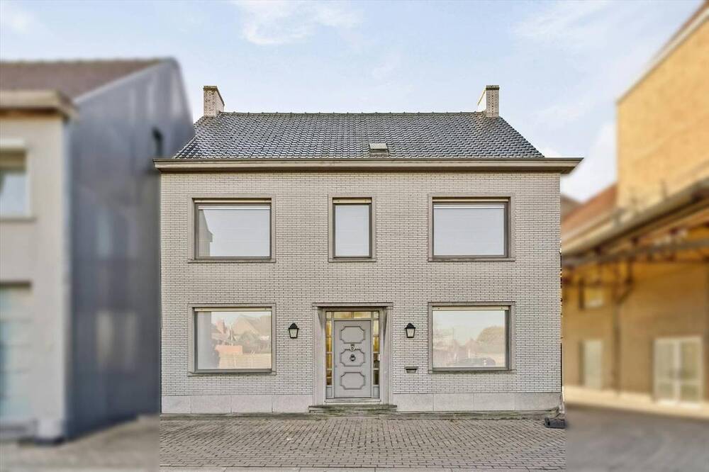 Huis te  koop in Desselgem 8792 339000.00€ 4 slaapkamers 270.00m² - Zoekertje 303141