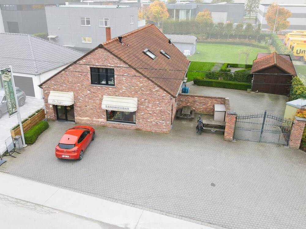 Handelszaak te  koop in Anzegem 8570 535000.00€  slaapkamers m² - Zoekertje 303309