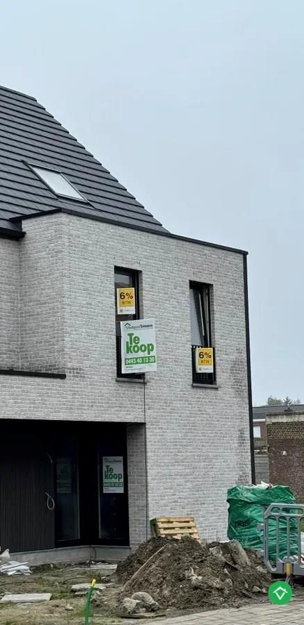 Huis te  koop in Sint-Eloois-Winkel 8880 325000.00€ 3 slaapkamers 170.00m² - Zoekertje 303411