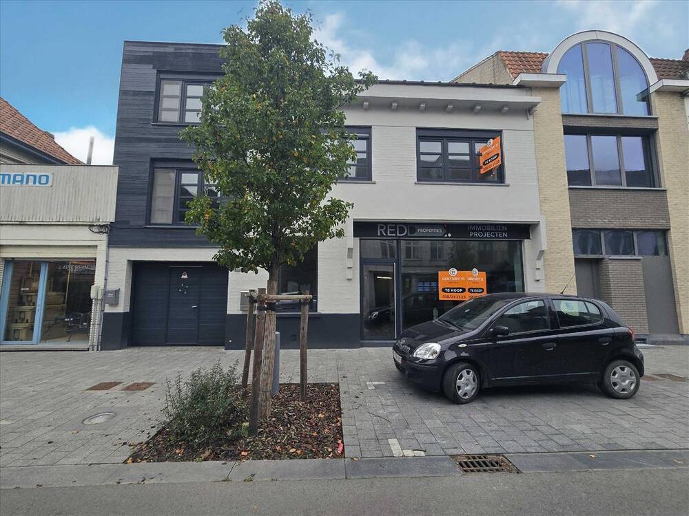 Huis te  koop in Nieuwpoort 8620 439000.00€ 4 slaapkamers 239.00m² - Zoekertje 304195