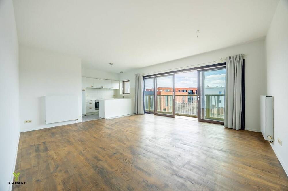 Appartement te  huur in Kortrijk 8500 615.00€ 1 slaapkamers 75.00m² - Zoekertje 304962