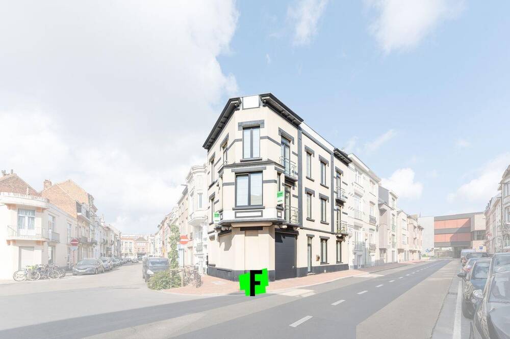 Huis te  koop in Blankenberge 8370 389000.00€ 3 slaapkamers 185.00m² - Zoekertje 304382