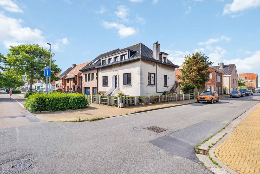 Huis te  koop in Oostende 8400 319000.00€ 4 slaapkamers 277.00m² - Zoekertje 304673