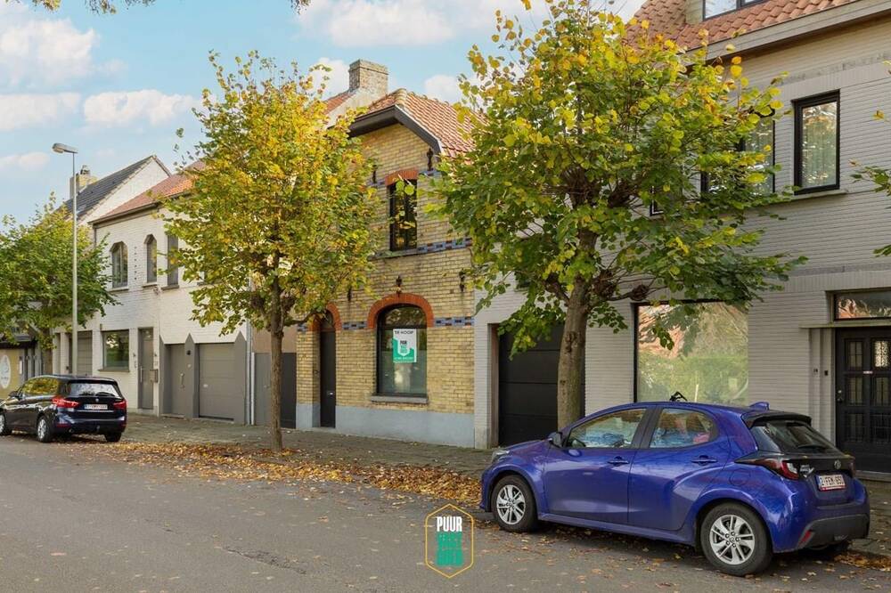 Huis te  koop in Sint-Andries 8200 355000.00€ 2 slaapkamers 140.00m² - Zoekertje 305424