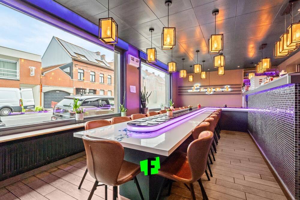 Handelszaak te  huur in Wevelgem 8560 2500.00€  slaapkamers 0.00m² - Zoekertje 305365