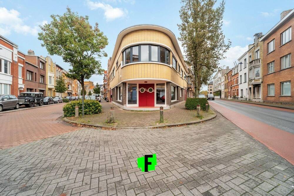 Handelszaak te  koop in Oostende 8400 610000.00€  slaapkamers 0.00m² - Zoekertje 305101