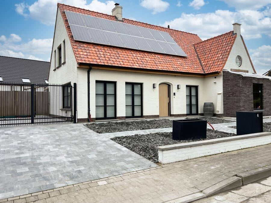 Huis te  koop in Torhout 8820 449000.00€ 4 slaapkamers 205.00m² - Zoekertje 305221