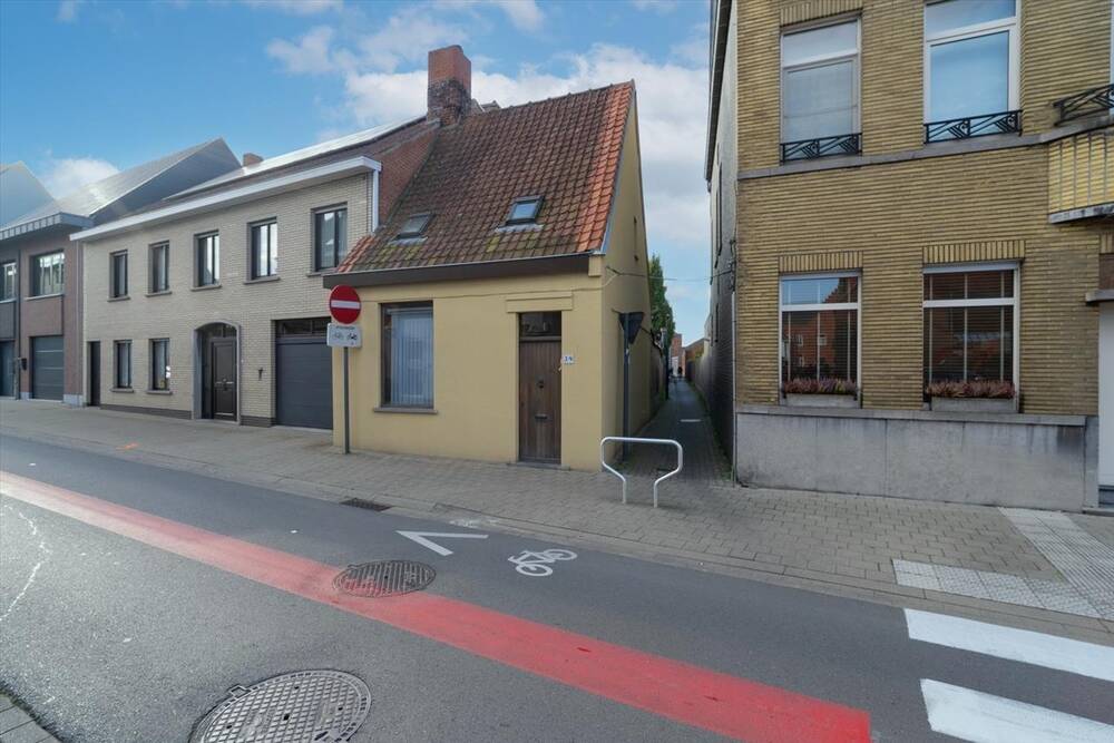 Huis te  koop in Ingelmunster 8770 98000.00€ 2 slaapkamers m² - Zoekertje 305849