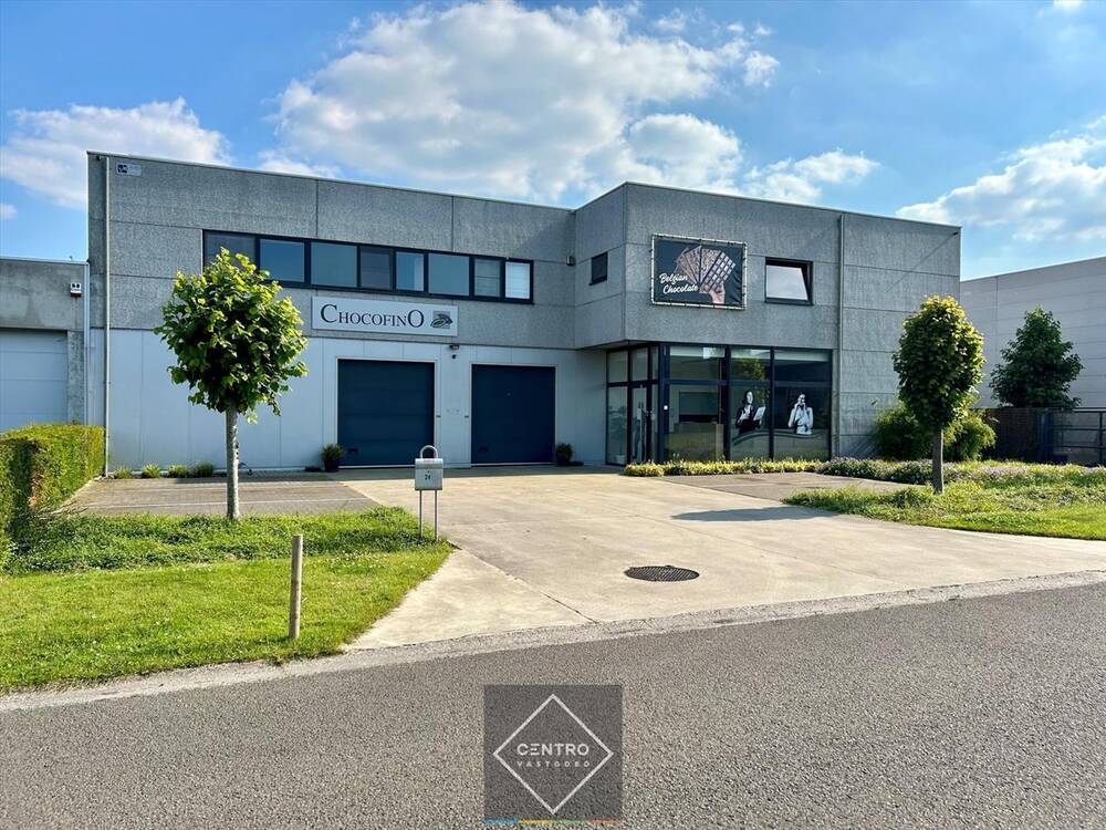 Handelszaak te  koop in Ledegem 8880 0.00€  slaapkamers 790.00m² - Zoekertje 307622