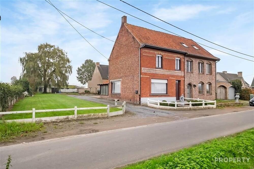 Huis te  koop in Dentergem 8720 289000.00€ 3 slaapkamers 150.00m² - Zoekertje 306253