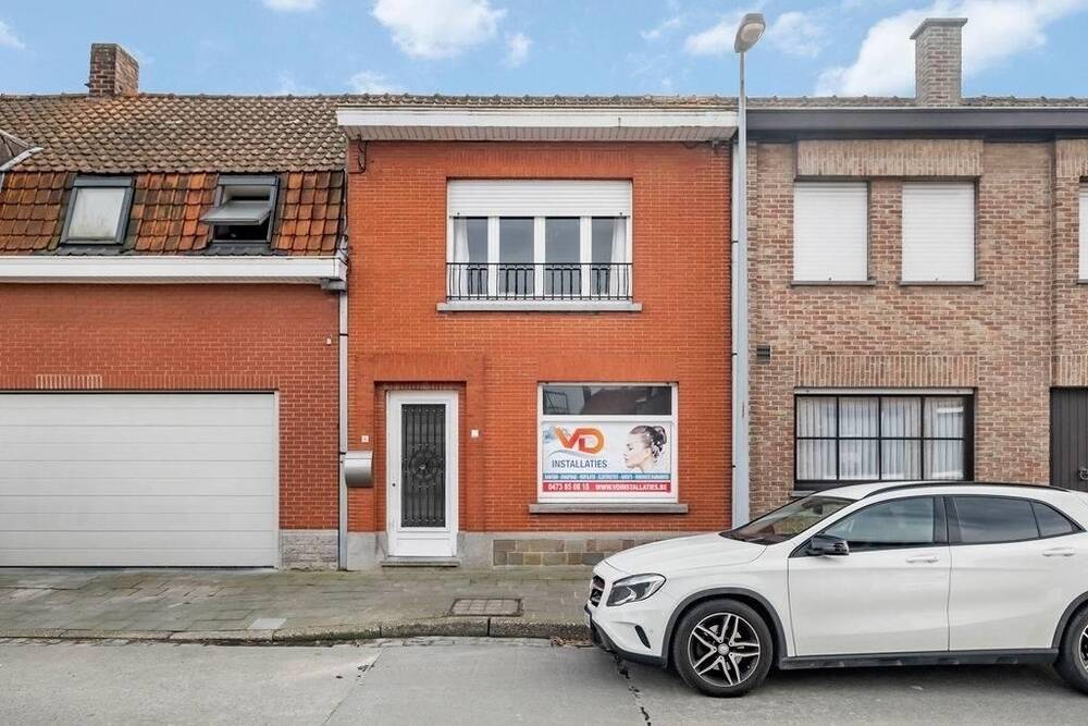 Huis te  koop in Wervik 8940 115000.00€ 2 slaapkamers 115.00m² - Zoekertje 306742