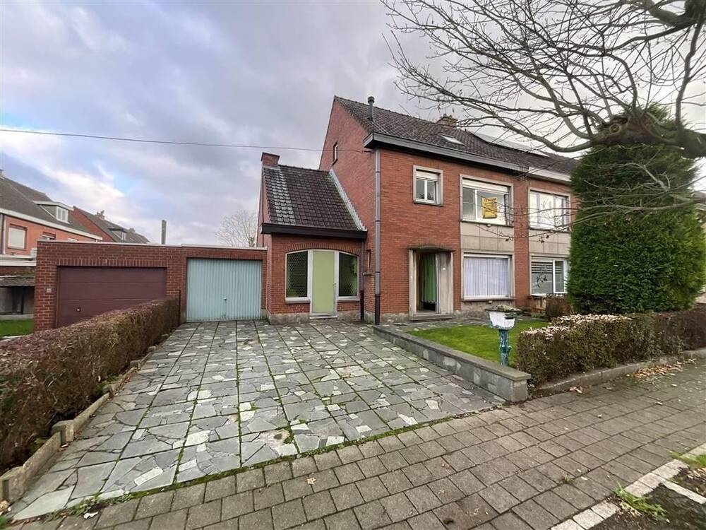 Huis te  koop in Lauwe 8930 187000.00€ 4 slaapkamers 143.00m² - Zoekertje 309877