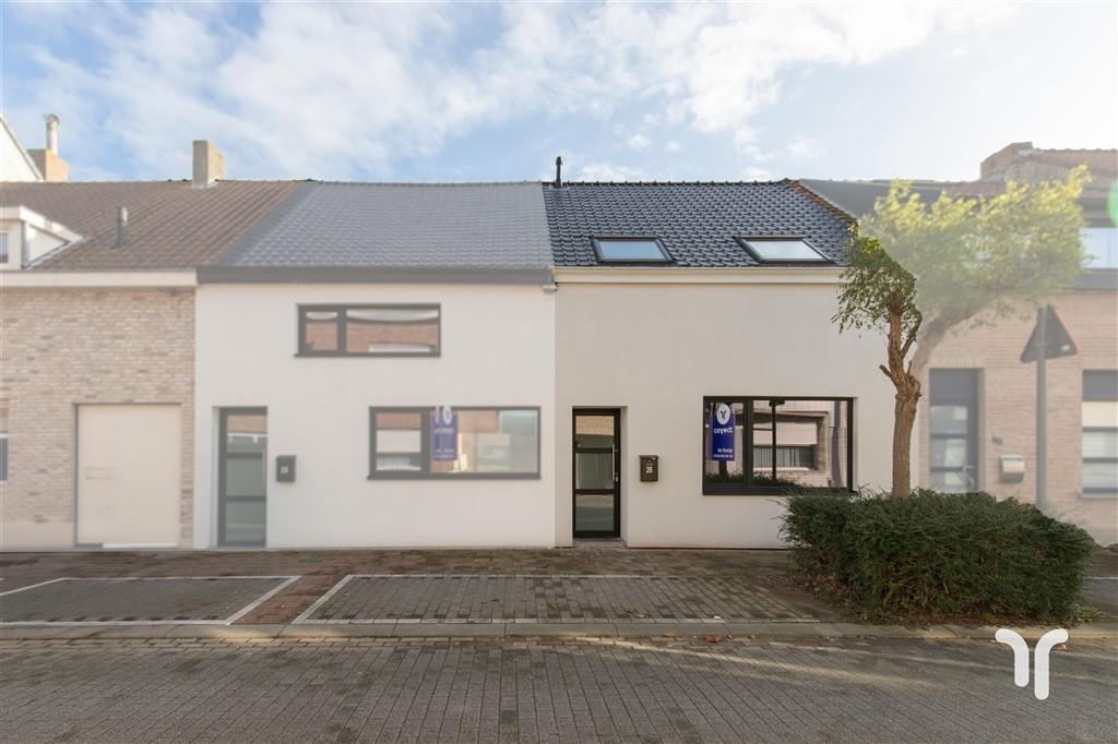 Huis te  koop in Bredene 8450 365000.00€ 3 slaapkamers 137.00m² - Zoekertje 309460