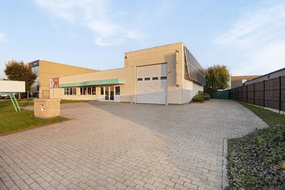 Handelszaak te  koop in Veurne 8630 1160000.00€ 5 slaapkamers 247.00m² - Zoekertje 310054