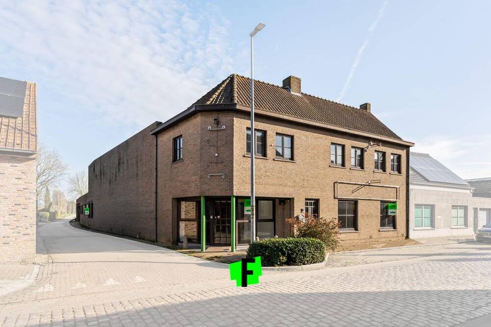 Handelszaak te  in Beveren-aan-den-Ijzer 8691 386000.00€  slaapkamers 0.00m² - Zoekertje 308605