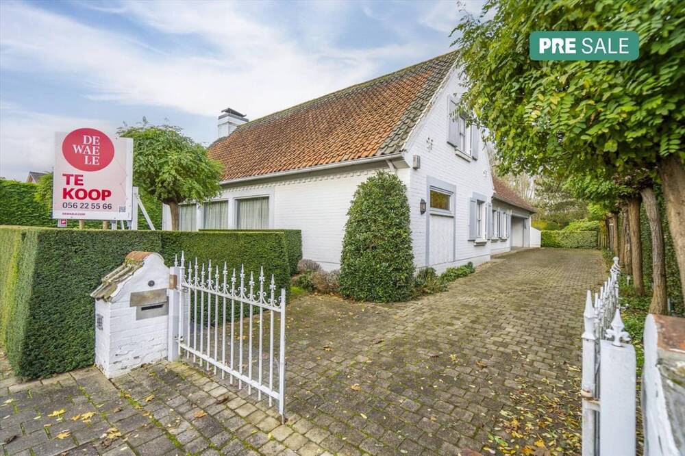 Huis te  koop in Kortrijk 8500 399000.00€ 4 slaapkamers 281.00m² - Zoekertje 308739