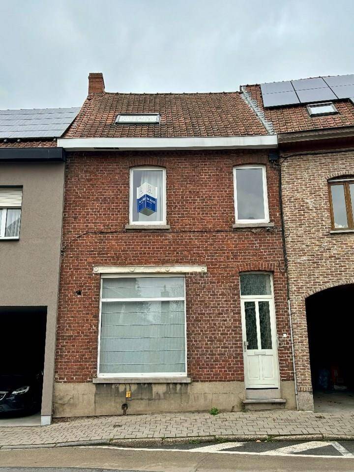 Huis te  koop in Kuurne 8520 195000.00€ 4 slaapkamers 167.00m² - Zoekertje 310100