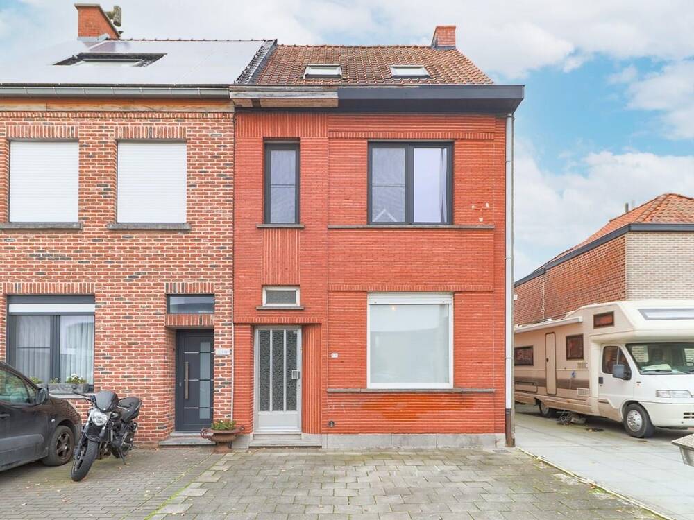 Huis te  koop in Izegem 8870 179000.00€ 5 slaapkamers 163.00m² - Zoekertje 310057